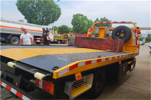 乐山附近拖车电话号码服务