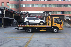 乐山汽车紧急补胎换胎救援